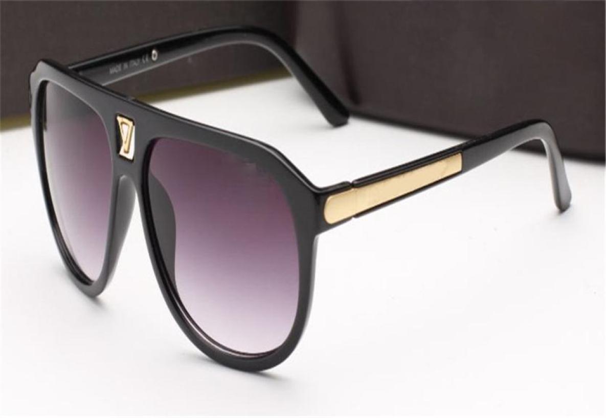 9018 High quality Polarized lens pilot Fashion Sunglasses For Men and Women Brand designer Vintage Sport Sun glasses2448571
9018 High quality Polarized lens pilot Fashion Sunglasses For Men and Women Brand designer Vintage Sport Sun glasses2448571