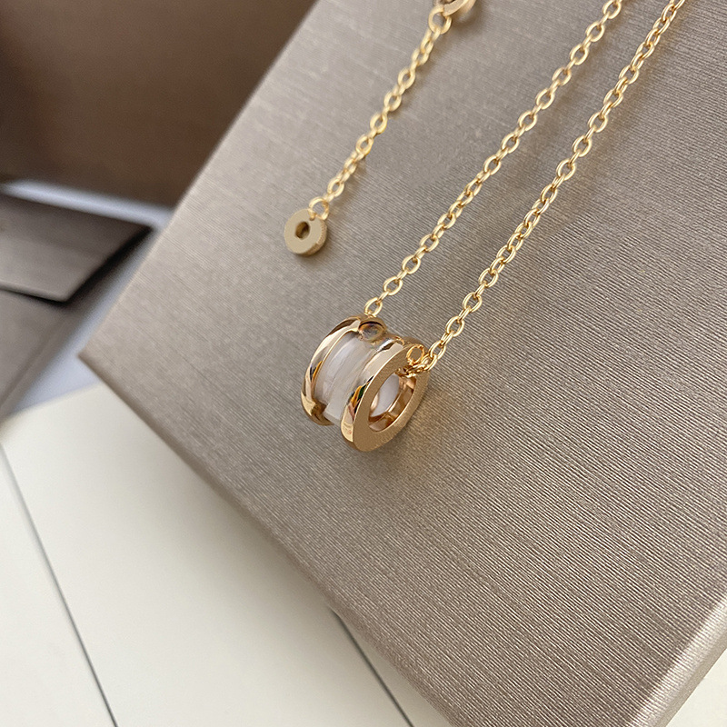 Necklace New Titanium Steel Necklaces Women's High-End White and Black Ceramic Spring Pendant
Necklace New Titanium Steel Necklaces Women's High-End White and Black Ceramic Spring Pendant