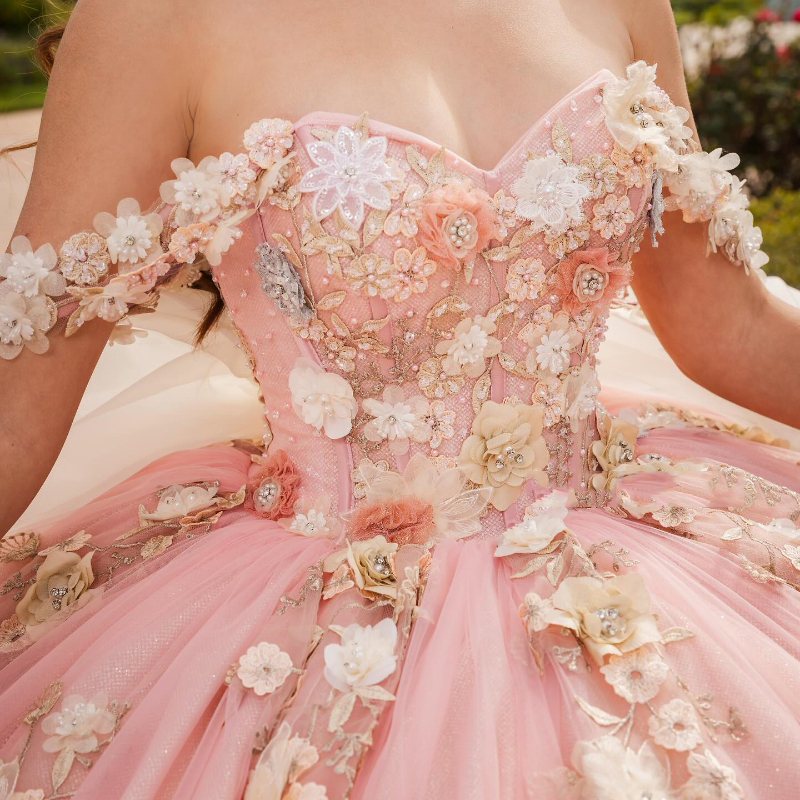 Sweetheart Pink Quinceanera Dresses Ball Gown For Sweet Girls Applique Dwers Vestidos De XV Anos Beads Birthday Prom Dress