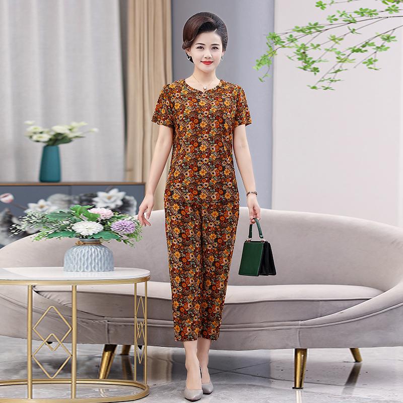 Women's Tracksuits 2 Piece Sets Women Summer T-shirt And Pants Two Set Tops Floral Casual Middle-aged A
Women's Tracksuits 2 Piece Sets Women Summer T-shirt And Pants Two Set Tops Floral Casual Middle-aged A