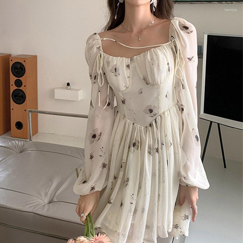 Casual Dresses Chiffon Floral Women Dress Summer 2023 Girl Puff Long Sleev Square Neck Lace-up Silm Sexy Backless Elegant Party Mini, Beige
Casual Dresses Chiffon Floral Women Dress Summer 2023 Girl Puff Long Sleev Square Neck Lace-up Silm Sexy Backless Elegant Party Mini, Beige