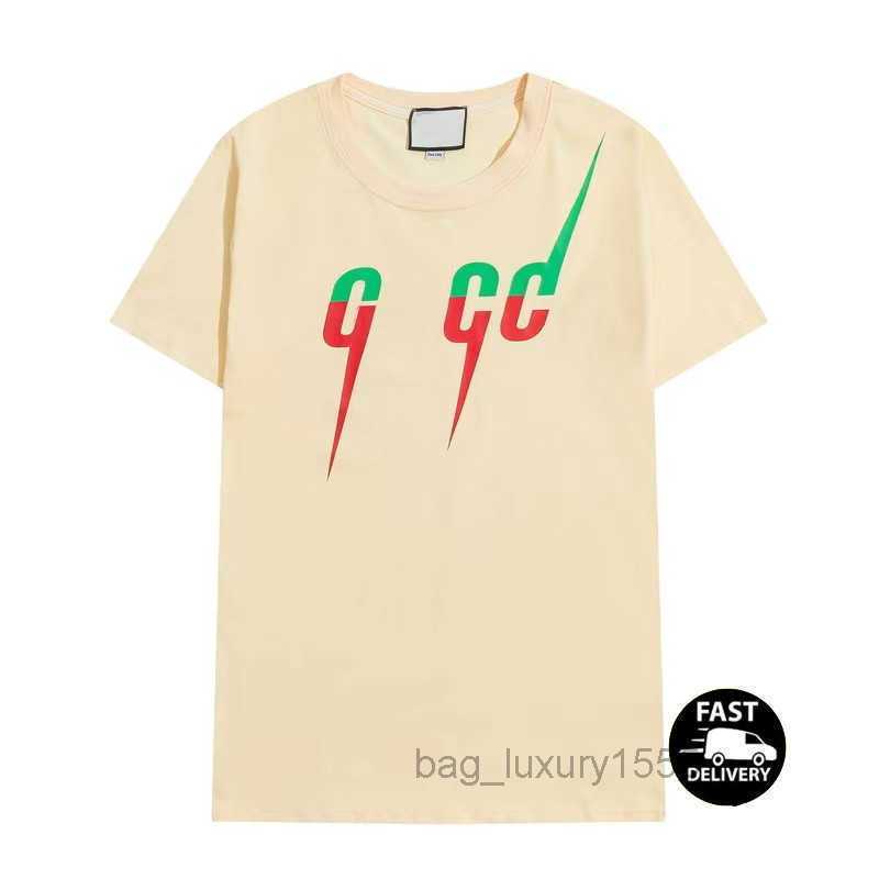 Men'S T-Shirts Designer Bags Luxury Men'S Tees Wear Summer Round Neck Sweat Absorbing Short Sleeves Outdoor Breathable Cotton Printed Coats Lovers' Clothing
Men'S T-Shirts Designer Bags Luxury Men'S Tees Wear Summer Round Neck Sweat Absorbing Short Sleeves Outdoor Breathable Cotton Printed Coats Lovers' Clothing