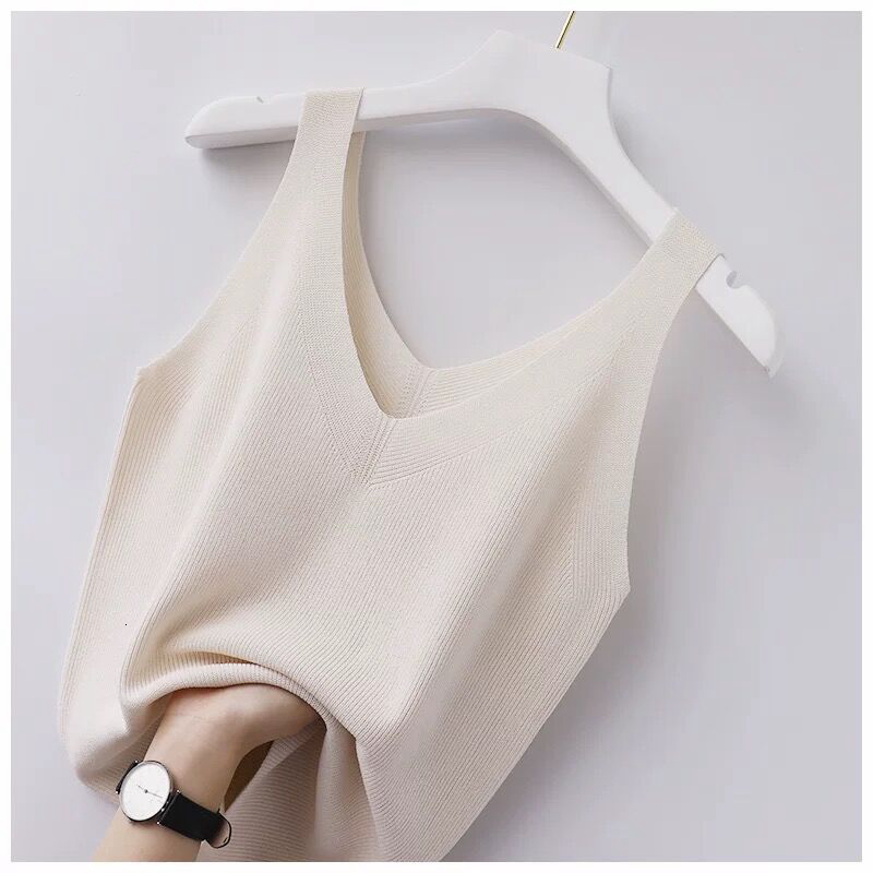 Camisoles Tanks Casaul Camisole Women Wear a Sleeveless Tops Ice Silk Inside Bottom and Wear the Korean V-neck Vertical Stripes Slim Tank 230413