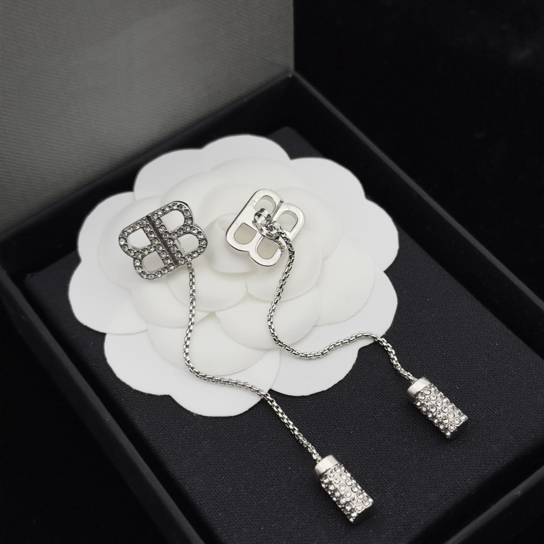 Dangle & Chandelier Earring Double B willow catkins pendant Brand non-fading Allergy Prevention Earrings Women Ear studs Designer Jewelry BBE3 --008
Dangle & Chandelier Earring Double B willow catkins pendant Brand non-fading Allergy Prevention Earrings Women Ear studs Designer Jewelry BBE3 --008