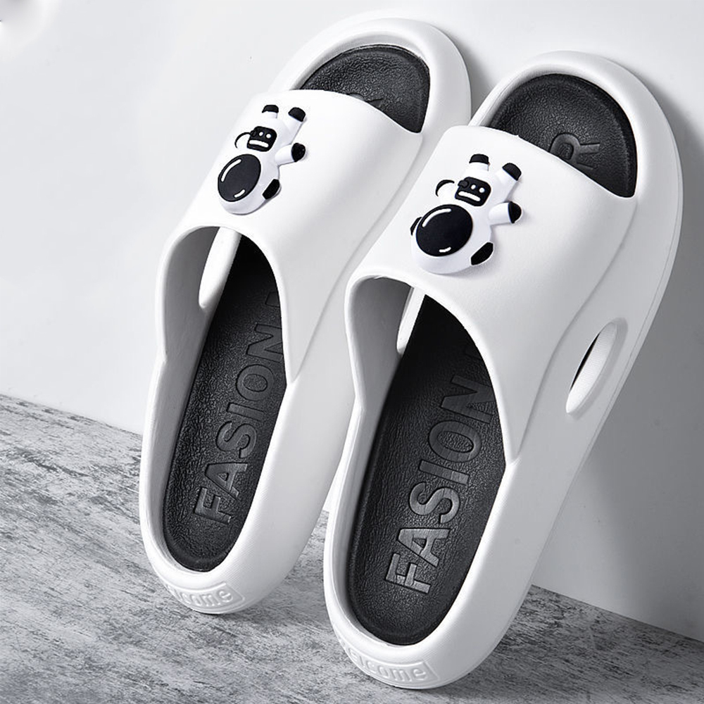 Slippers Men Designer Slides Summer Fashion Couple Flip Flops Outside Cartoon Slippers PVC Soft Shoe Camping Travel Sandals 230413, Beige
Slippers Men Designer Slides Summer Fashion Couple Flip Flops Outside Cartoon Slippers PVC Soft Shoe Camping Travel Sandals 230413, Beige