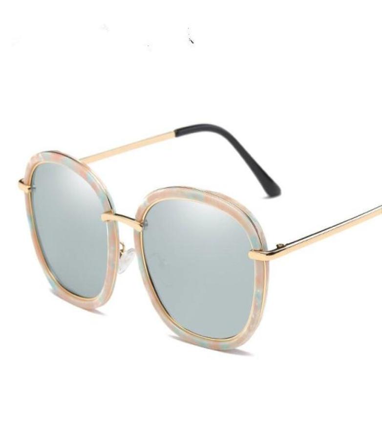 WholeNew Classic Round Sunglasses Band Eyewear Metal Gold Frame Ray Brand Sun Glasses Men Women Mirror Bans Sunglasses7759565
WholeNew Classic Round Sunglasses Band Eyewear Metal Gold Frame Ray Brand Sun Glasses Men Women Mirror Bans Sunglasses7759565