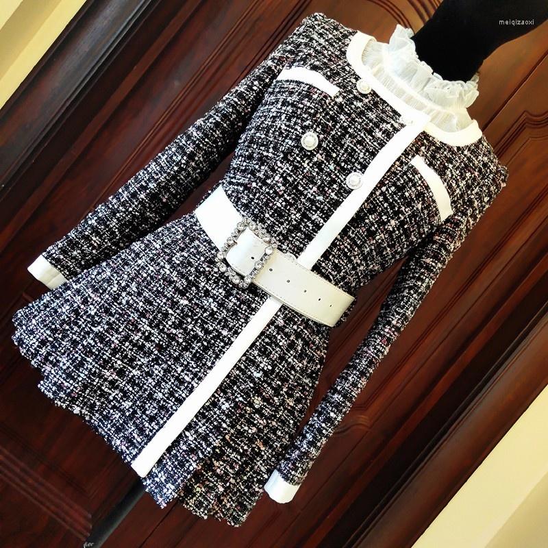 Women' Jackets Black White Small Fragrance Rough Nylon Knitted Short Jacket Waist Slim Fit Twill Tweed Double Breasted OL Style Coat, Picture shown
Women' Jackets Black White Small Fragrance Rough Nylon Knitted Short Jacket Waist Slim Fit Twill Tweed Double Breasted OL Style Coat, Picture shown