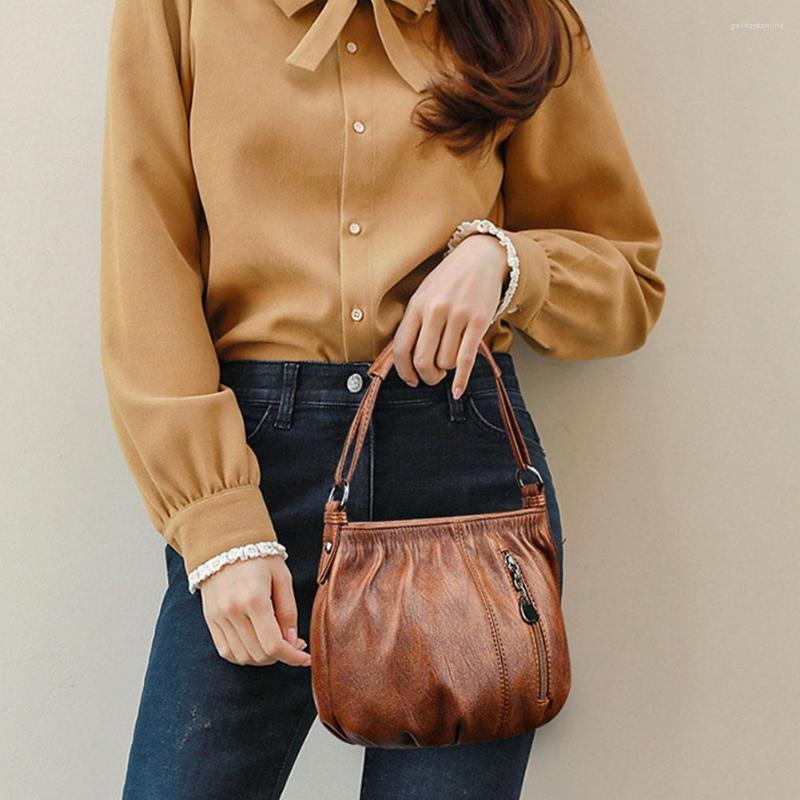 Duffel Bags Women's Vintage Handbag Fashion Simple Casual Pleated Capacity Soft Bag Shoulder Bucket Multi-layer Leather Large B1I3, Black
Duffel Bags Women's Vintage Handbag Fashion Simple Casual Pleated Capacity Soft Bag Shoulder Bucket Multi-layer Leather Large B1I3, Black
