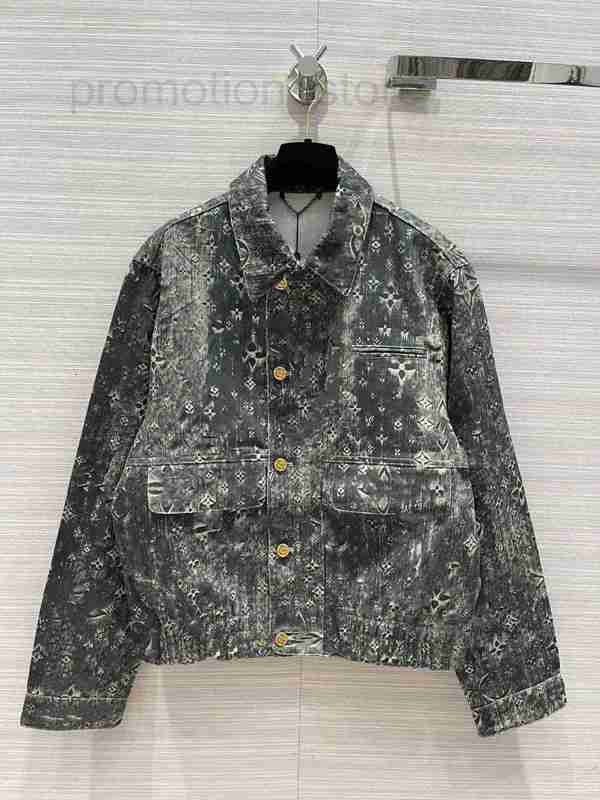 Women' Jackets Designer Milan Runway 2323 New Autumn Winter Lapel Neck Long Sleeve Print Coats Brand Same Style Outerwear 4KPX, Contrast color2
Women' Jackets Designer Milan Runway 2323 New Autumn Winter Lapel Neck Long Sleeve Print Coats Brand Same Style Outerwear 4KPX, Contrast color2