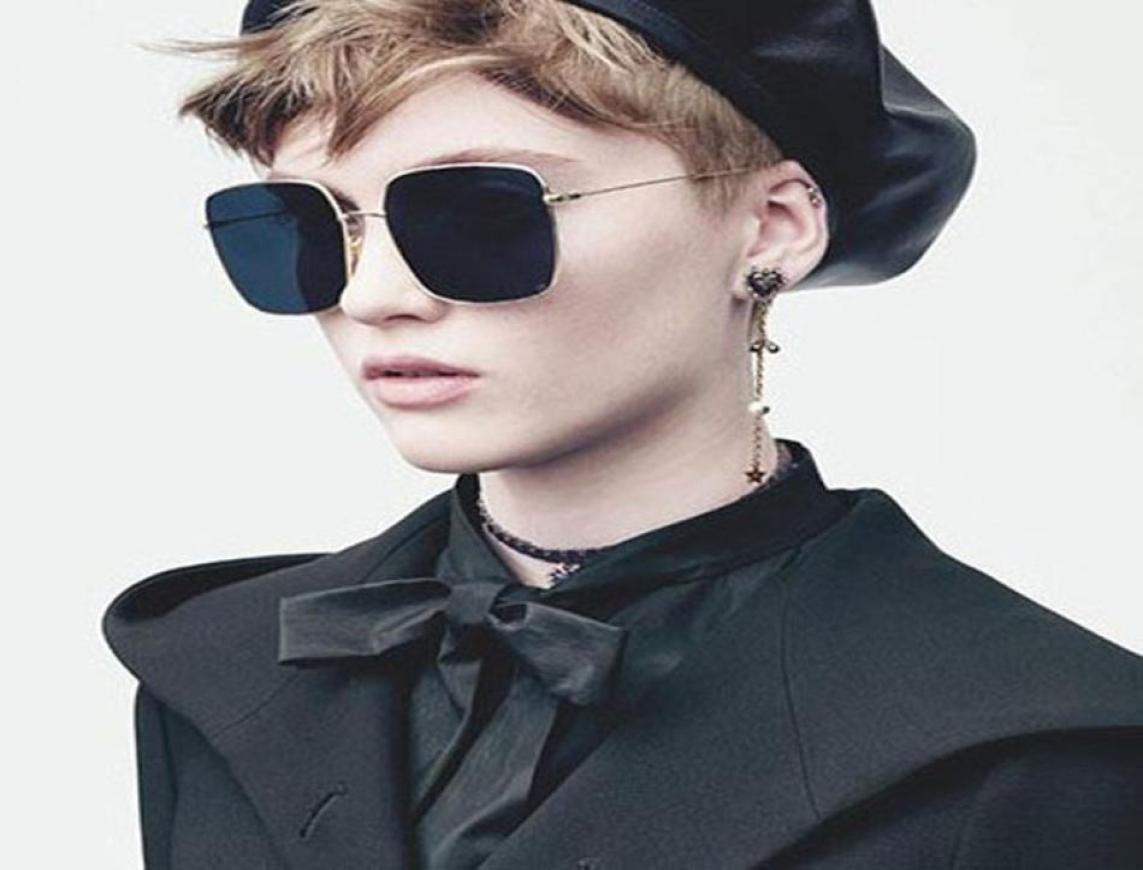2019 New Summer STELLAIRE Sunglasses Women Brand Designer Steampunk Ornamental Fashion Men Sunglasses Wrap Pilot Square S3450430
2019 New Summer STELLAIRE Sunglasses Women Brand Designer Steampunk Ornamental Fashion Men Sunglasses Wrap Pilot Square S3450430