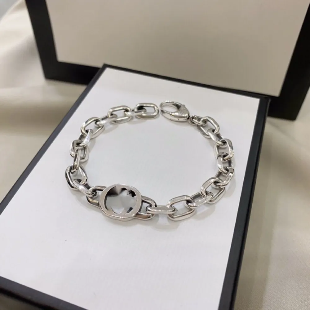 Top luxury bracelets designer for women Titanium steel chain bangles 18cm 20cm 22cm men bracelet letter charms jewelry fashion hip hop Thanksgiving Day gift
Top luxury bracelets designer for women Titanium steel chain bangles 18cm 20cm 22cm men bracelet letter charms jewelry fashion hip hop Thanksgiving Day gift