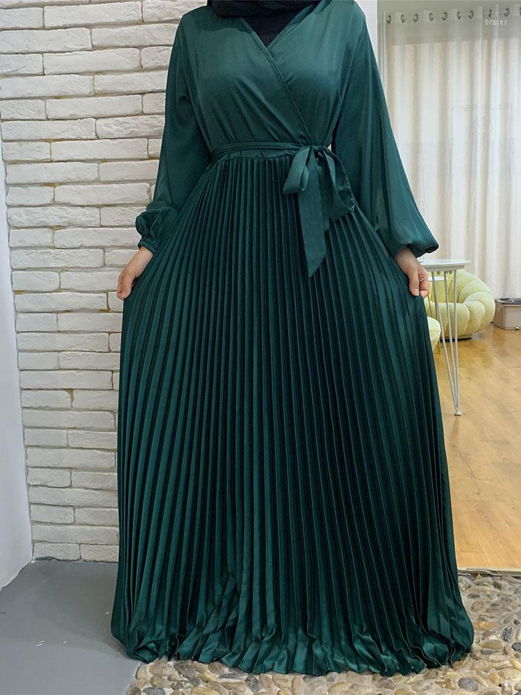 Ethnic Clothing Eid Pleated Satin Abaya Long Dress Women Criss Cross Neckline Muslim Hijab Robe African Islam Dubai Turkey Modest Abayas
Ethnic Clothing Eid Pleated Satin Abaya Long Dress Women Criss Cross Neckline Muslim Hijab Robe African Islam Dubai Turkey Modest Abayas