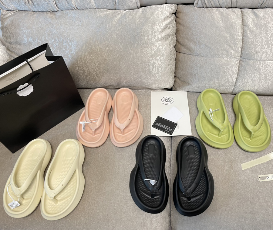 Luxury slippers chanal designer shoes summer beach platform slippers flip flops, Black