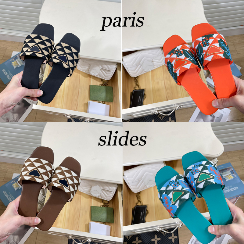 2023 Woman Embroidered Fabric Slides Slippers Multicolor Embroidery Mules Womens Home Flip Flops Casual Sandals Summer Leather Flat Slide Rubber Sole 35-42
2023 Woman Embroidered Fabric Slides Slippers Multicolor Embroidery Mules Womens Home Flip Flops Casual Sandals Summer Leather Flat Slide Rubber Sole 35-42