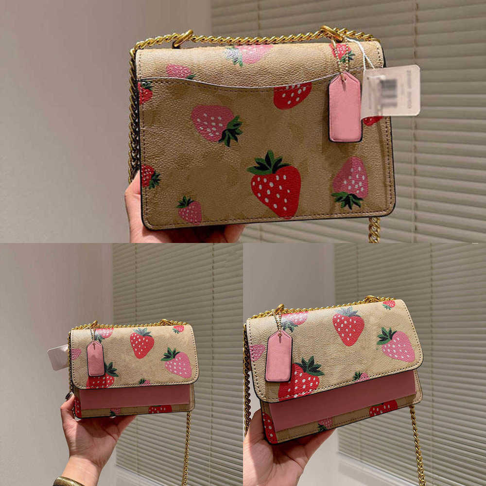 Classic Chain Bag Ladies Strawberries cbag Flip Messenger women handbags designers Bags handbag Wallet Practical Durable Light Purse 230309, Coabag213-21.5x16cm
Classic Chain Bag Ladies Strawberries cbag Flip Messenger women handbags designers Bags handbag Wallet Practical Durable Light Purse 230309, Coabag213-21.5x16cm