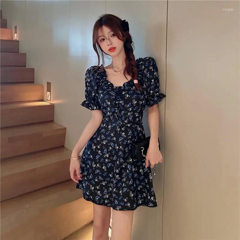 Casual Dresses KPOP Women' Dress 2023 Summer Sweet Broken Flower Mini Puff Sleeve Square Neck Korean Style Girlish Sundress, One piece dress
Casual Dresses KPOP Women' Dress 2023 Summer Sweet Broken Flower Mini Puff Sleeve Square Neck Korean Style Girlish Sundress, One piece dress