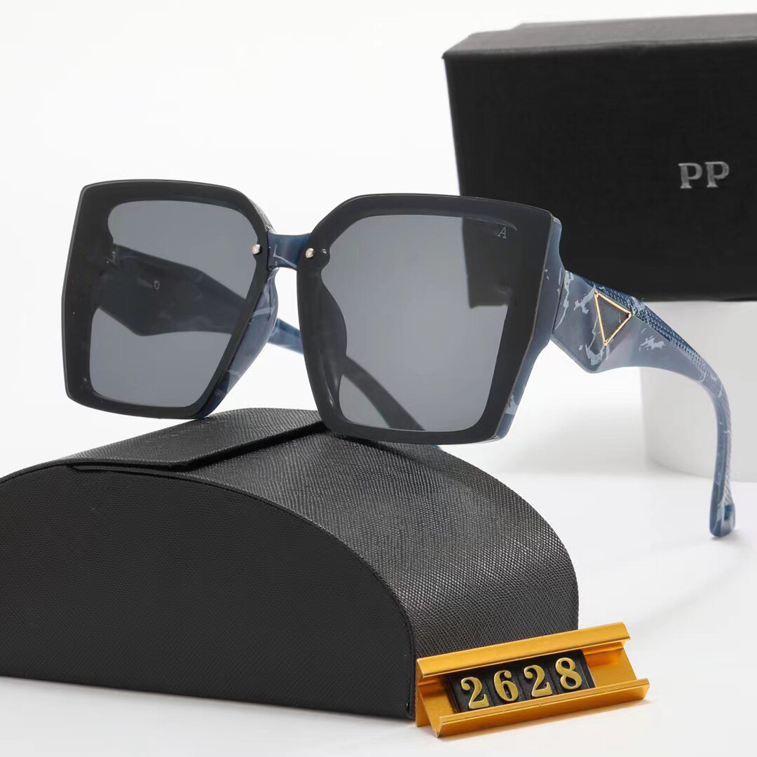 2023Luxury Designer Brand Sunglasses Designer Sunglass High Quality eyeglass Women Men Glasses Womens Sun glass UV400 lens Unisex With case
2023Luxury Designer Brand Sunglasses Designer Sunglass High Quality eyeglass Women Men Glasses Womens Sun glass UV400 lens Unisex With case