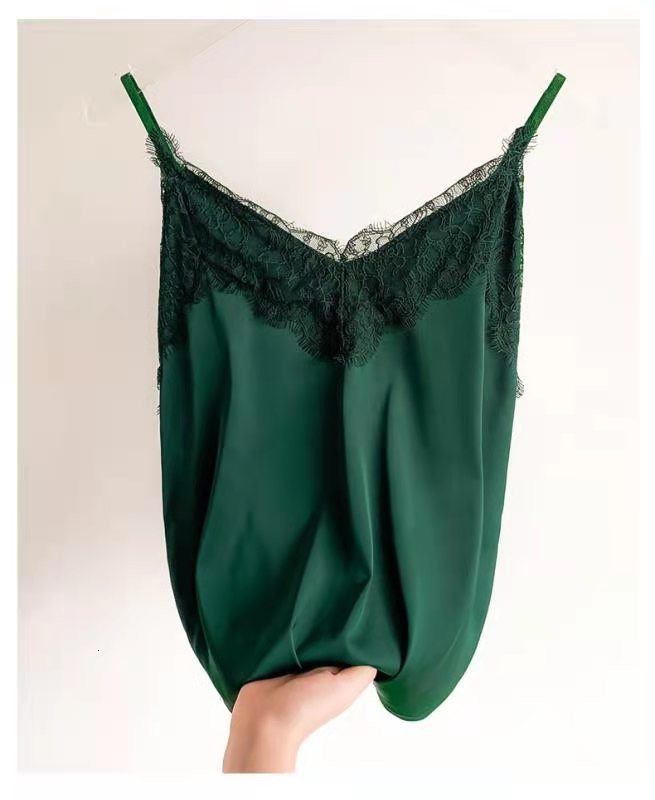 Camisoles Tanks Sexy Lace Camisole Women Silk V-neck Tops Summer Sleeveless Casual Tank Tops Female Slim Soft Satin Basic Tops Large size 230413