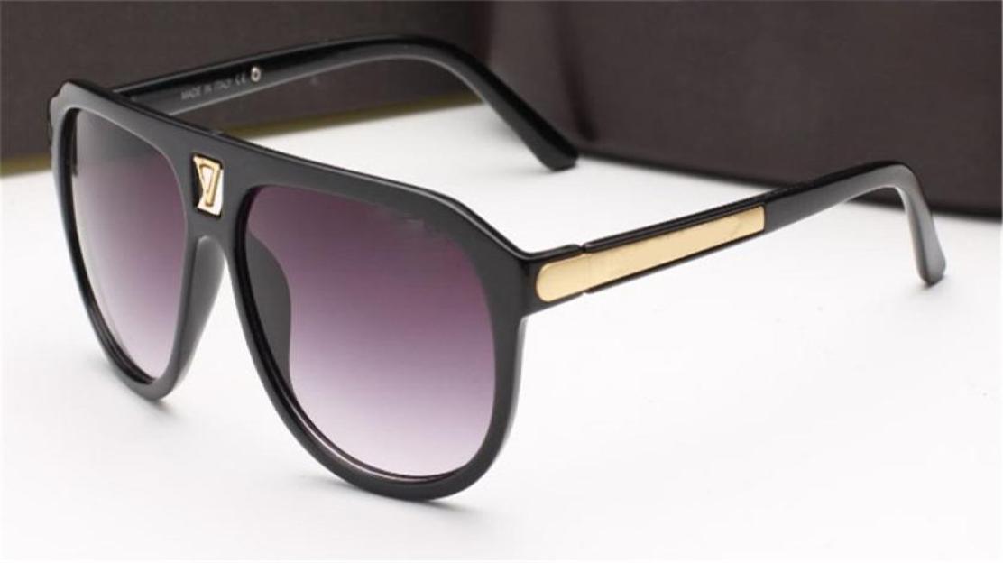 9018 High quality Polarized lens pilot Fashion Sunglasses For Men and Women Brand designer Vintage Sport Sun glasses6936438
9018 High quality Polarized lens pilot Fashion Sunglasses For Men and Women Brand designer Vintage Sport Sun glasses6936438