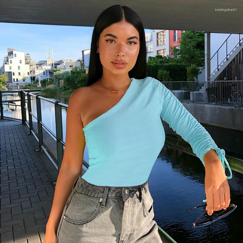 Women's T Shirts 2023 One-shoulder Bandage Sexy Fashion Slim Cropped Navel Autumn And Winter Tops Women's Streetwear Clothing T-shirts, Black
Women's T Shirts 2023 One-shoulder Bandage Sexy Fashion Slim Cropped Navel Autumn And Winter Tops Women's Streetwear Clothing T-shirts, Black