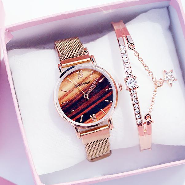 Wristwatches Luxury Magnet Buckle Women Rose Gold Water Drill Bracelet Watch Set Ladies Female Hour Casual Quartz Reloj MujerWristwatches, Green
Wristwatches Luxury Magnet Buckle Women Rose Gold Water Drill Bracelet Watch Set Ladies Female Hour Casual Quartz Reloj MujerWristwatches, Green