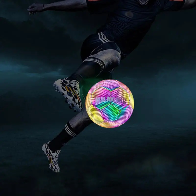 Balls Glow In The Dark Football Luminous Footballs Holographics Glowing Soccer Ball Outdoor Toys Camera Flash Reflective Croma 231113