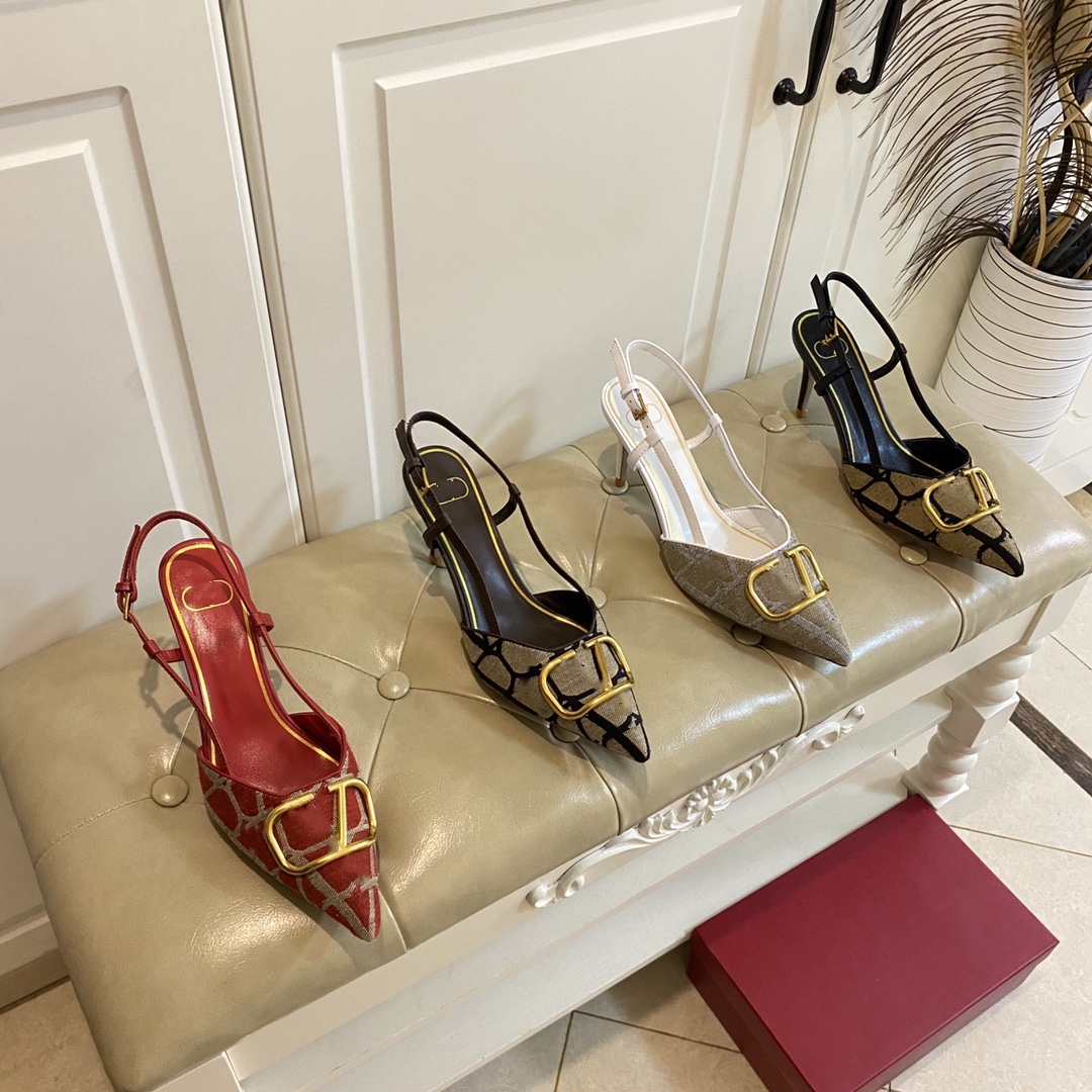 Designer womens sandal party fashion trend slippers new sexy heel sandal womens wedding metal belt buckle high heel sandal belt box
Designer womens sandal party fashion trend slippers new sexy heel sandal womens wedding metal belt buckle high heel sandal belt box