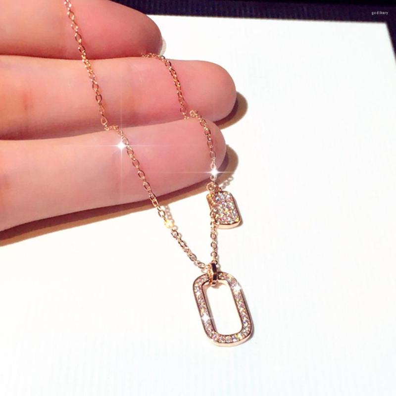 Chains Fashion Simple Design Necklace Super Sparkle Set Zircon Geometric Temperament Collar Chain Short Accessories
Chains Fashion Simple Design Necklace Super Sparkle Set Zircon Geometric Temperament Collar Chain Short Accessories