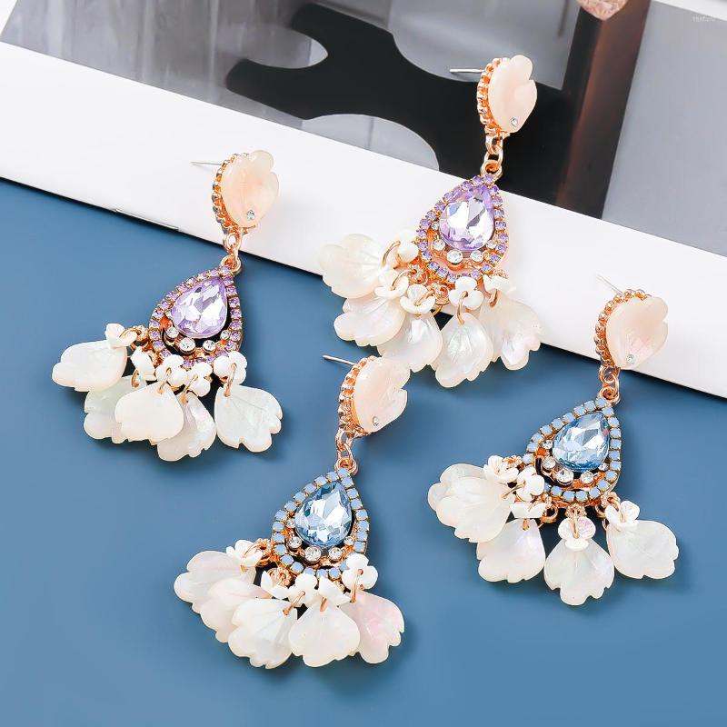 Dangle Earrings Fashion Metal Resin Flower Geometric Women's Exaggerated Trend Banquet Jewelry Accessories
Dangle Earrings Fashion Metal Resin Flower Geometric Women's Exaggerated Trend Banquet Jewelry Accessories