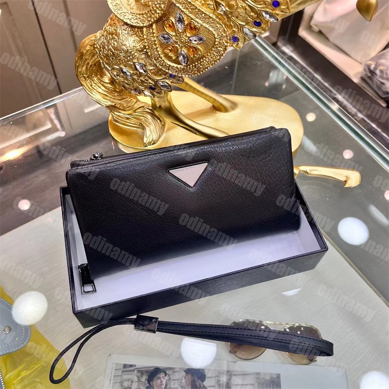 Luxury Bag Purse Clutch Bag Men Women Leather Wallet Metal Logo Designer Handbag 20cm By 10cm Triangle Fashion Card Holder Long Wallets
Luxury Bag Purse Clutch Bag Men Women Leather Wallet Metal Logo Designer Handbag 20cm By 10cm Triangle Fashion Card Holder Long Wallets