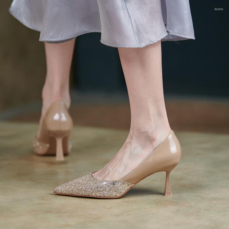 Dress Shoes High Heels Women's French Shallow Mouth Temperament Single 2023 Spring And Autumn Sequin Nude Pointed Wedding, Naked color
Dress Shoes High Heels Women's French Shallow Mouth Temperament Single 2023 Spring And Autumn Sequin Nude Pointed Wedding, Naked color