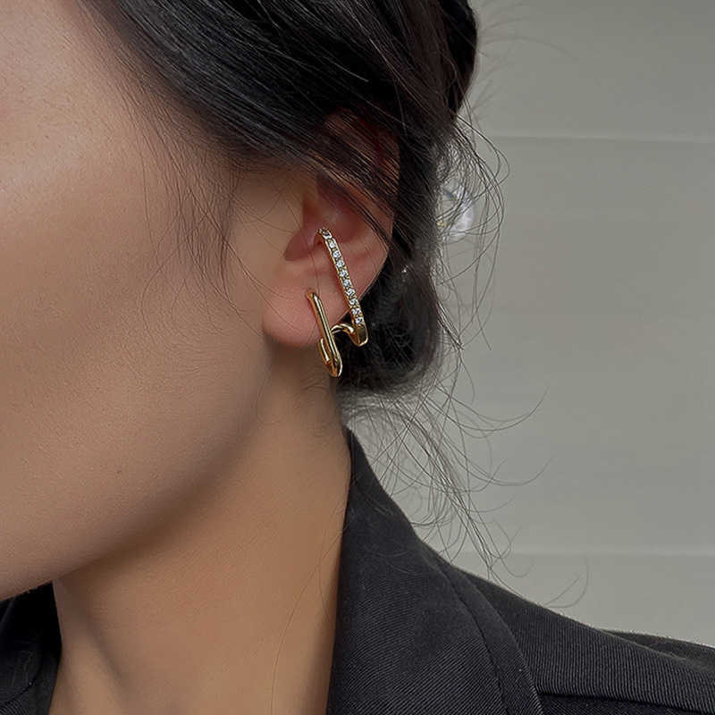 Stud Fashion Exquisite Rhinestone Decor Ear Cuff earring for Woman 2022 New Arrival Christmas Gift stud earrings P230411