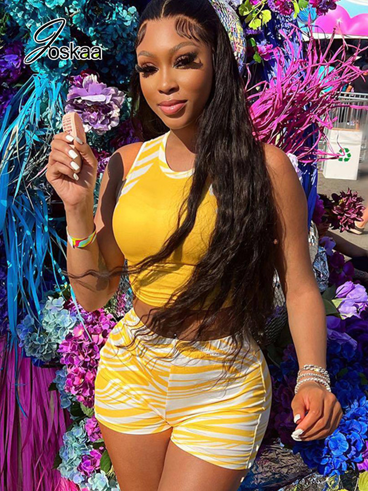 Women' Tracksuits Joskaa Stripe Yellow Crop Tank Top and High Wasit Shorts 2 Piece Sets Womens Outfits Summer Streetwear Fashion Tracksuit 230413 
Women' Tracksuits Joskaa Stripe Yellow Crop Tank Top and High Wasit Shorts 2 Piece Sets Womens Outfits Summer Streetwear Fashion Tracksuit 230413