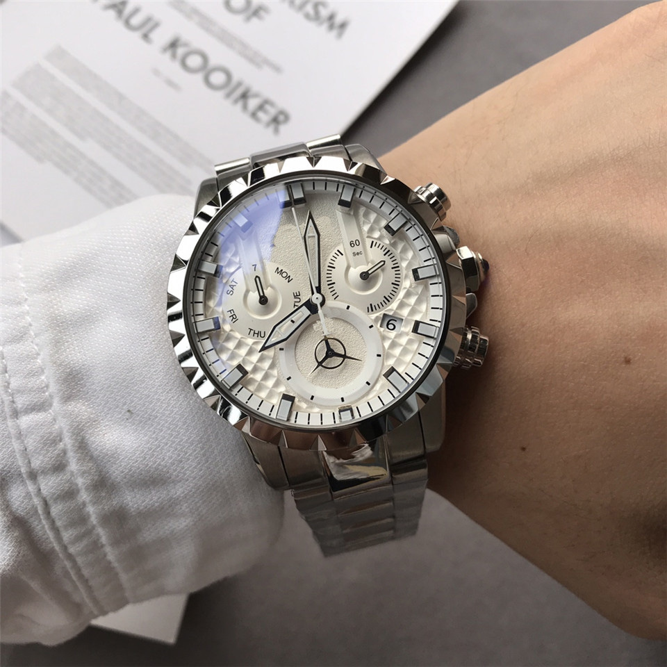 Top Quality Men Fashion Watch Classic Square Design Stainless Steel Mens Watches Automatic Movement Glide Sweep Move Wristwatches Clock a50
Top Quality Men Fashion Watch Classic Square Design Stainless Steel Mens Watches Automatic Movement Glide Sweep Move Wristwatches Clock a50