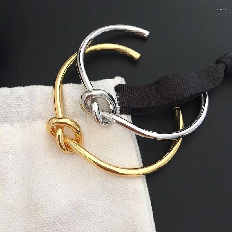 Bangle Trendy Open Knot Cuff Expandable Wire Simple Design Unisex For Women Jewelry Minimalist Dainty
Bangle Trendy Open Knot Cuff Expandable Wire Simple Design Unisex For Women Jewelry Minimalist Dainty