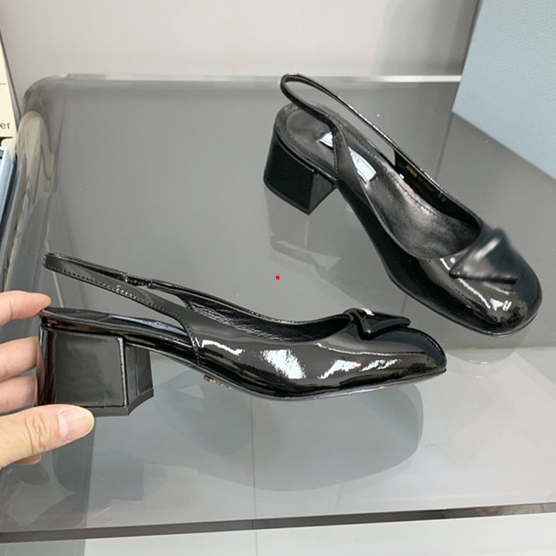 2023 With Box Stiletto Heel shoe Spring Summer Elegant Styles Women Rhinestone high Heels Crystals Pointed Toe Mesh Pumps Soles Sandals High Heels Size 35-40 -235, Picture color
2023 With Box Stiletto Heel shoe Spring Summer Elegant Styles Women Rhinestone high Heels Crystals Pointed Toe Mesh Pumps Soles Sandals High Heels Size 35-40 -235, Picture color
