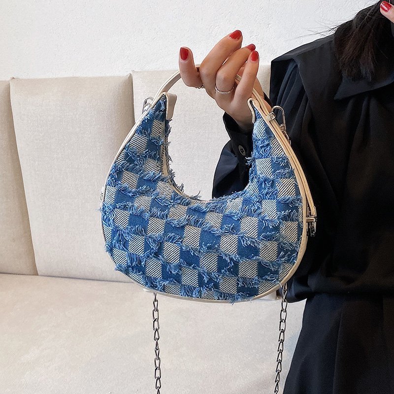 Evening Bag Small Shoulder Blue Plaid Handbag Canvas Tote Chain Underarm Ladies Denim Half Moon Cotton Cloth Purse 230412
Evening Bag Small Shoulder Blue Plaid Handbag Canvas Tote Chain Underarm Ladies Denim Half Moon Cotton Cloth Purse 230412
