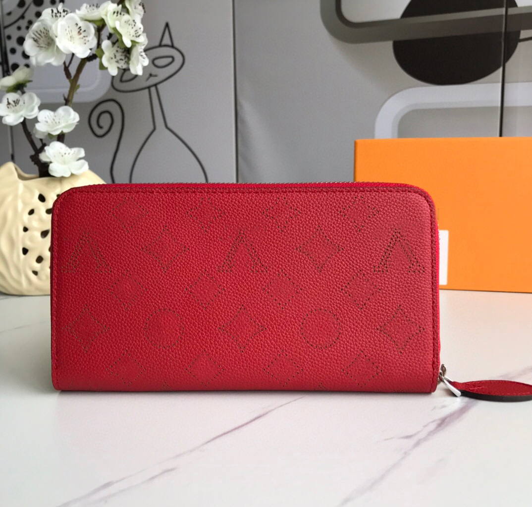 Fashion designer womens wallets luxury zipper purses high-quality perforated flower letter credit card holder ladies long slim money clutch bags with box, 61867#perforated monogrames
Fashion designer womens wallets luxury zipper purses high-quality perforated flower letter credit card holder ladies long slim money clutch bags with box, 61867#perforated monogrames