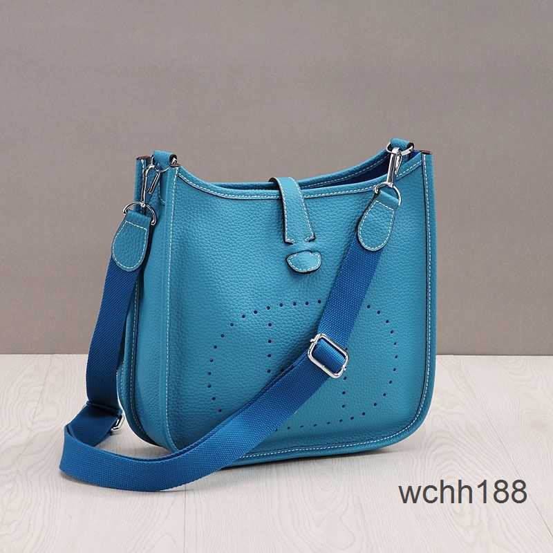 Casual Leather One Designer Bags Bag Crossbody Litchi 2023 Pattern Herma Shoulder Evelyns Women's Cowhide Tote Bucket H5e7, Red
Casual Leather One Designer Bags Bag Crossbody Litchi 2023 Pattern Herma Shoulder Evelyns Women's Cowhide Tote Bucket H5e7, Red
