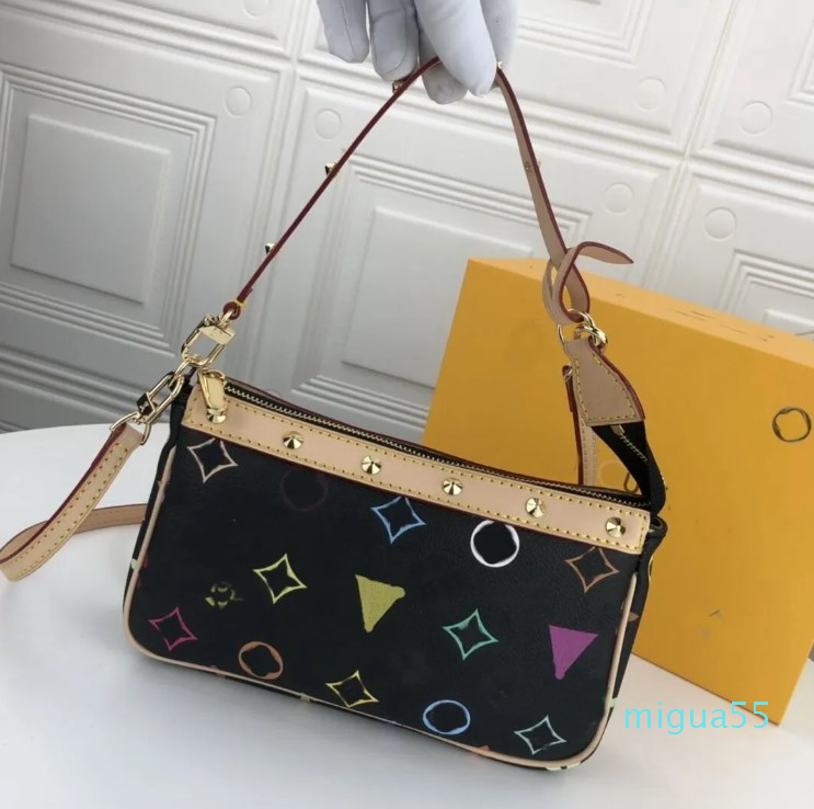 Designer-Shoulder bag Vintage Print Women Tote Crossbody Bags Handbags Fashion Messenger Bag Purse Clutch, Multi-color 
Designer-Shoulder bag Vintage Print Women Tote Crossbody Bags Handbags Fashion Messenger Bag Purse Clutch, Multi-color