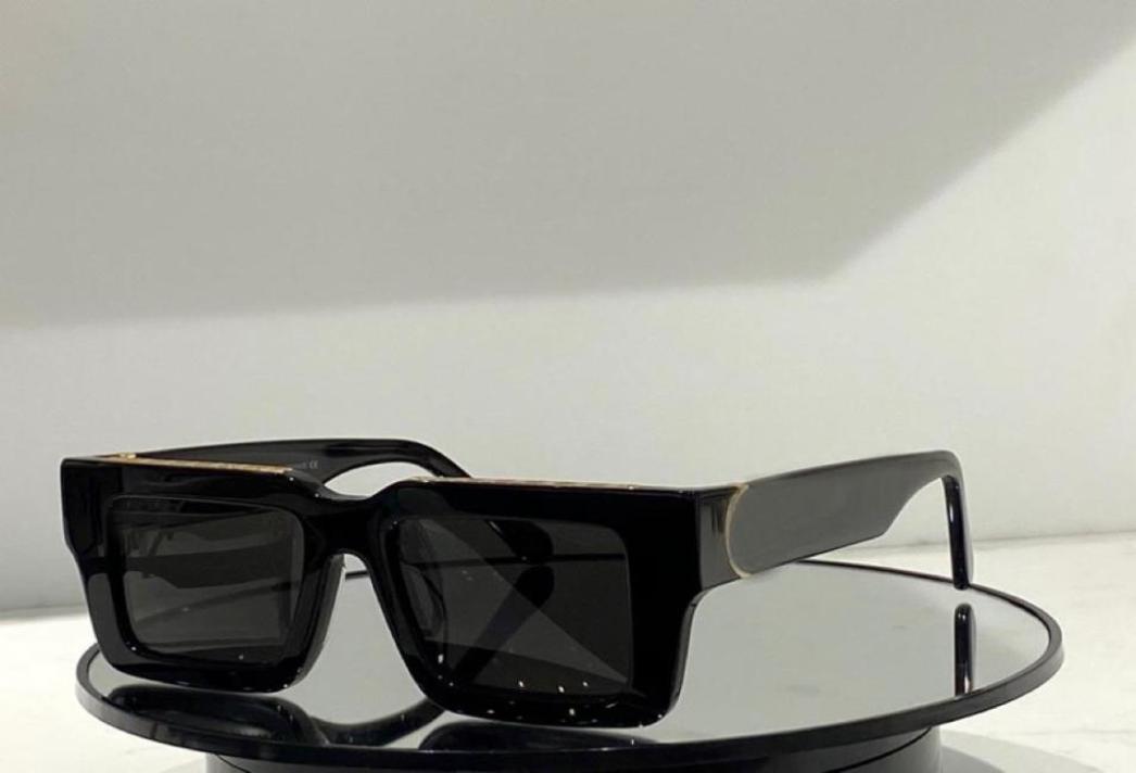 top quality mens Sunglasses for women 14474 men sun glasses fashion style protects eyes UV400 lens with case6912378
top quality mens Sunglasses for women 14474 men sun glasses fashion style protects eyes UV400 lens with case6912378