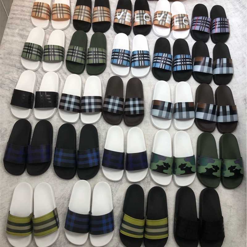 Checkered stripe element straight drag couple sandals cow leather upper flat bottom rubber anti slip comfortable no lining, Order note color style
Checkered stripe element straight drag couple sandals cow leather upper flat bottom rubber anti slip comfortable no lining, Order note color style