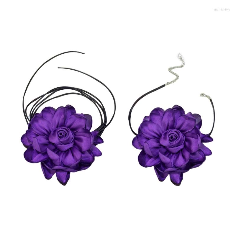 Chains Purple Flower Necklace 3D Big Exaggerated Satin Clavicle
Chains Purple Flower Necklace 3D Big Exaggerated Satin Clavicle