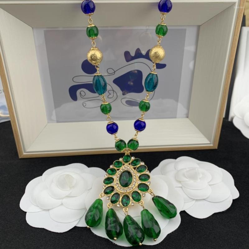 Pendant Necklaces Medieval Ethnic Style Colorful Zircon Necklace Classic
Pendant Necklaces Medieval Ethnic Style Colorful Zircon Necklace Classic