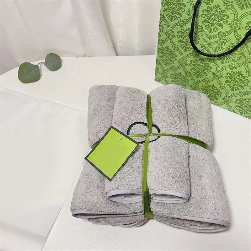 Absorbent luxury designer bath towel coral velvet towels multicolor travelling washcloth soft touch outcoor letter microfiber beach towel embroider JF004 C23
Absorbent luxury designer bath towel coral velvet towels multicolor travelling washcloth soft touch outcoor letter microfiber beach towel embroider JF004 C23