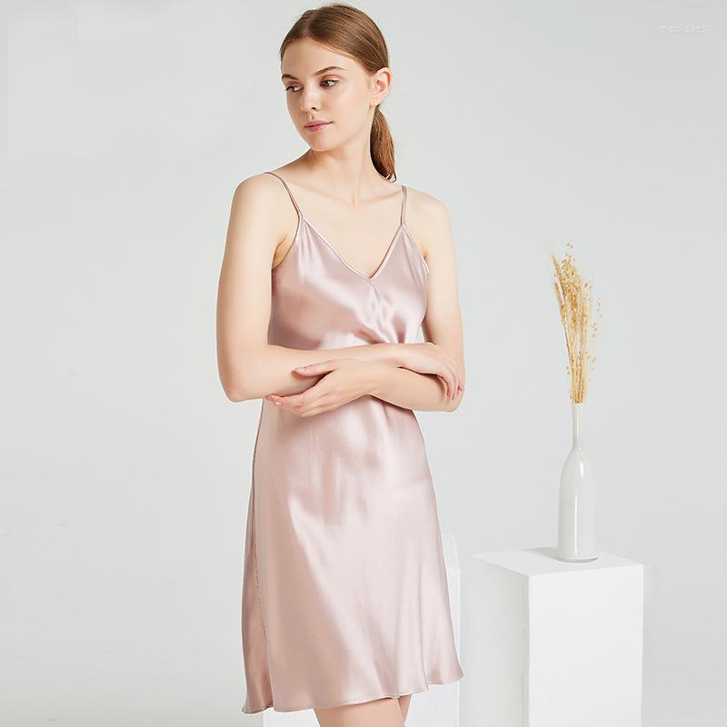 Women's Sleepwear Luxury Women Nightgowns 19mm Mulberry Silk Solid Color Dresses Summer Spaghetti Strap V-Neck Sexy Smooth Pajamas Dress, Shallow apricot
Women's Sleepwear Luxury Women Nightgowns 19mm Mulberry Silk Solid Color Dresses Summer Spaghetti Strap V-Neck Sexy Smooth Pajamas Dress, Shallow apricot
