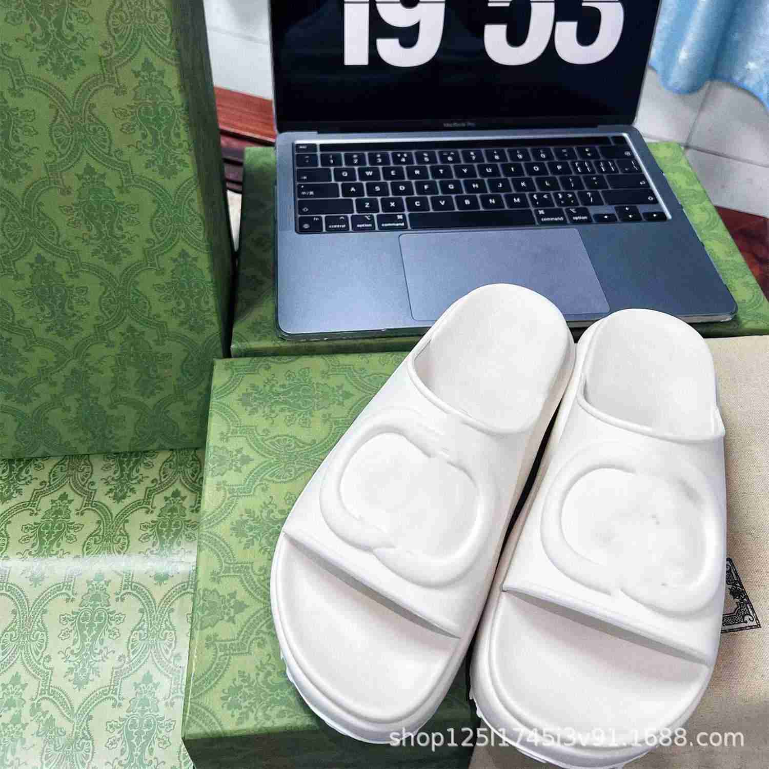 Shoes Family G Macaron thick slippers New style cake high sandal candy colored soft soled women's shoes in the summer of 2023, Black5
Shoes Family G Macaron thick slippers New style cake high sandal candy colored soft soled women's shoes in the summer of 2023, Black5
