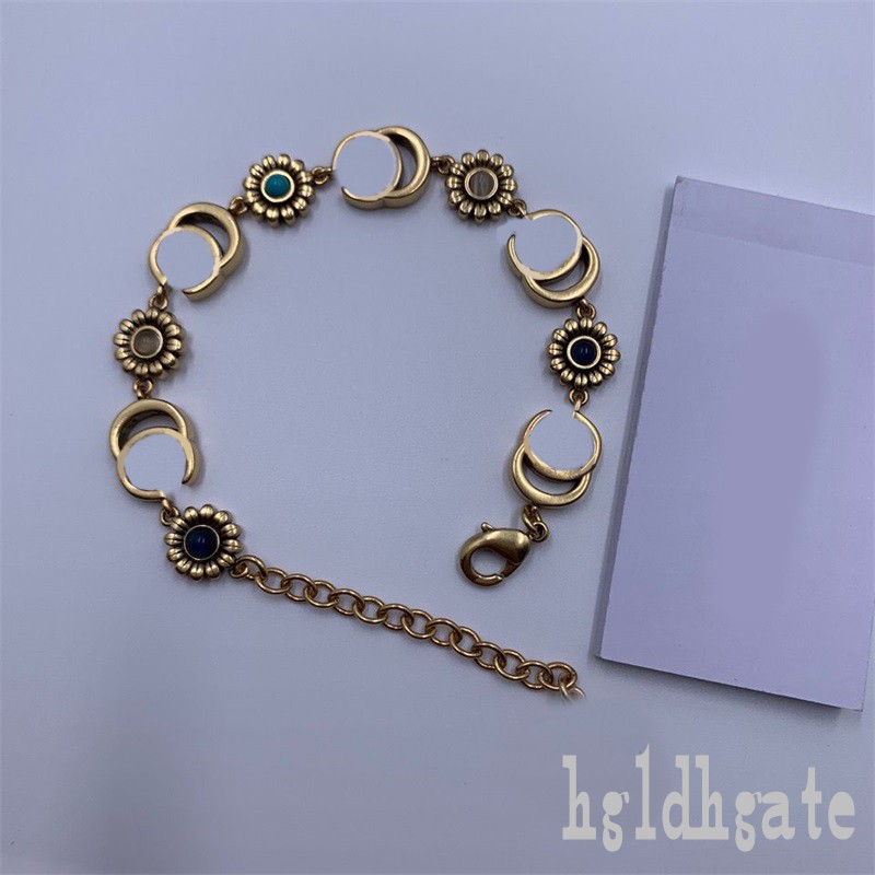 Golden plated charm bracelet flower designer bracelets g letters tiger pattern hollow out holiday romantic graceful cjeweler rhinestone love bracelet ZB028 F23
Golden plated charm bracelet flower designer bracelets g letters tiger pattern hollow out holiday romantic graceful cjeweler rhinestone love bracelet ZB028 F23