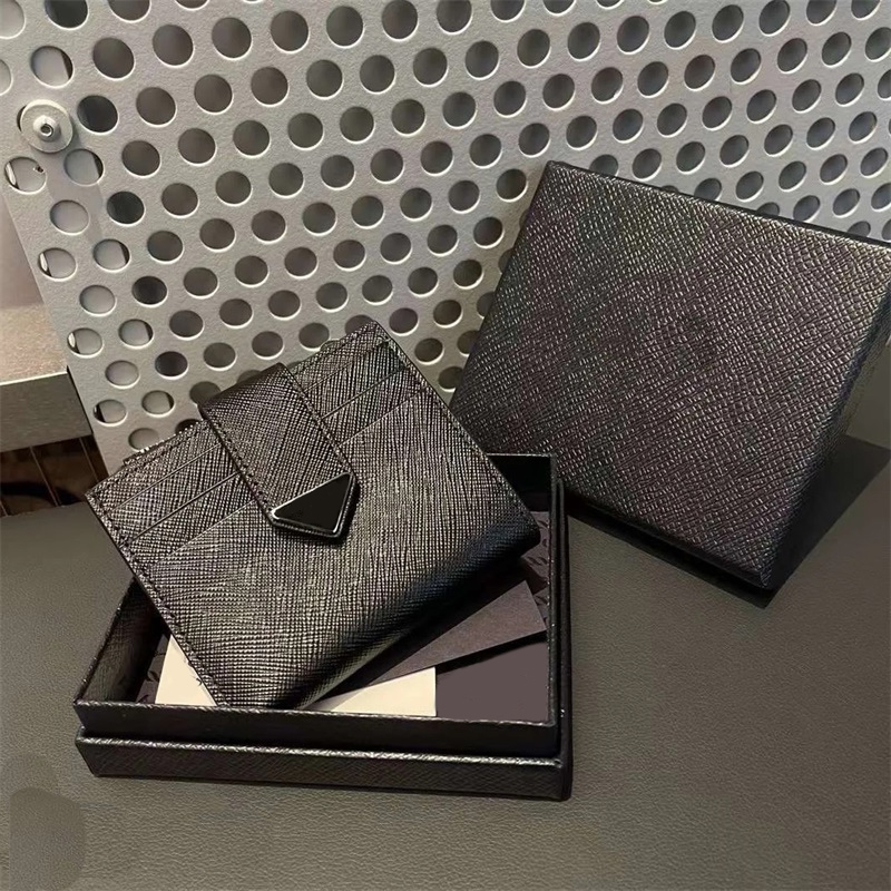 Luxury card holder triangle saffiano designer men wallets leather textured lady party metal embellishment 1ML047_2DYG_F0002 bags formal occasion XB017 E23, 1#
Luxury card holder triangle saffiano designer men wallets leather textured lady party metal embellishment 1ML047_2DYG_F0002 bags formal occasion XB017 E23, 1#