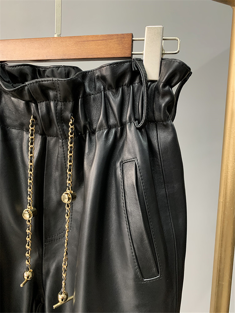 Women's Pants Capris Real leather pants high waist Chains Stitching Genuine sheep Leather pants female was thin leather pants with pockets wy892 